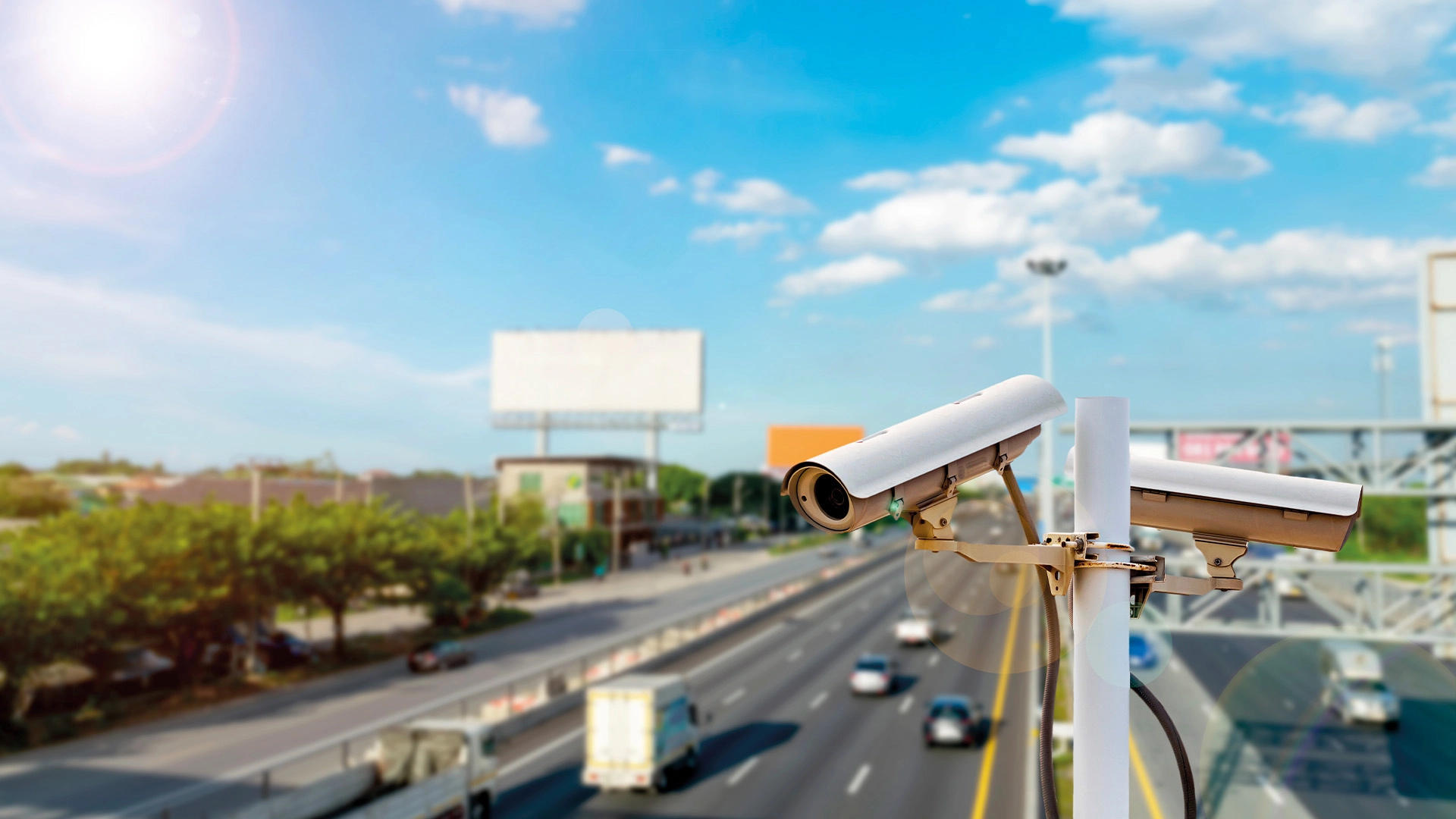 Příklady použití routeru Advantech - bankomaty, dopravní kamery, samoobslužné terminály