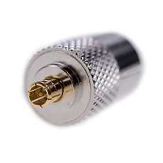 Konektorová redukce MCX(m)/IEC