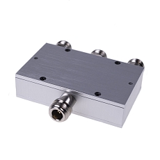 Rozbočovač 800-2500MHz 3/1